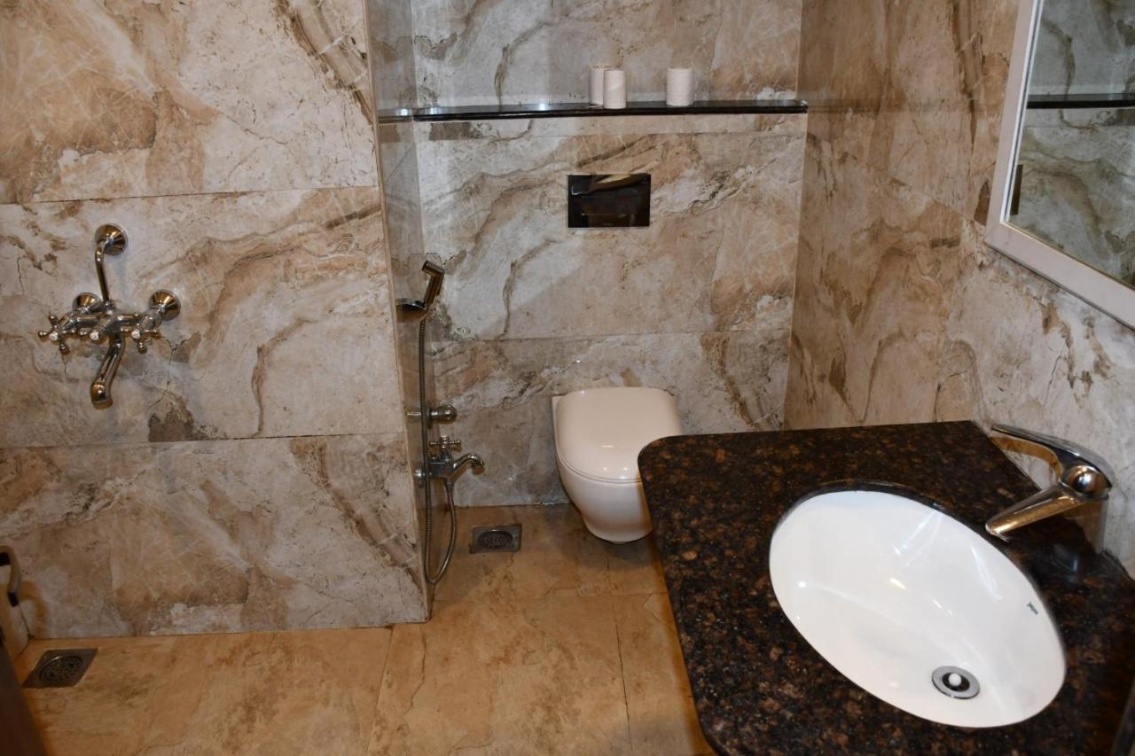Hotel Tourist Inn Siliguri Εξωτερικό φωτογραφία